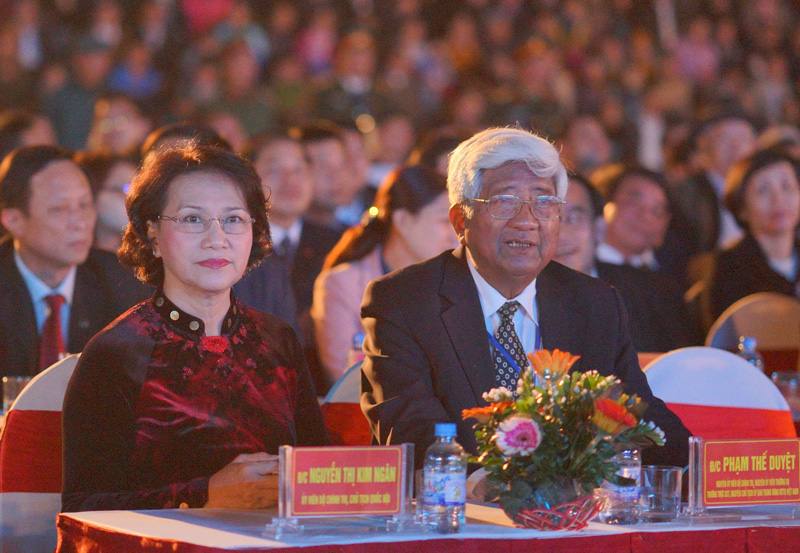 thông gió hầm lò