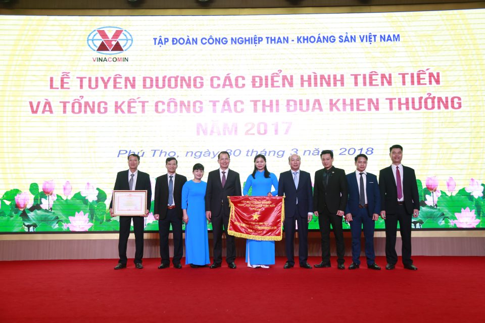Lương và đời sống thợ lò