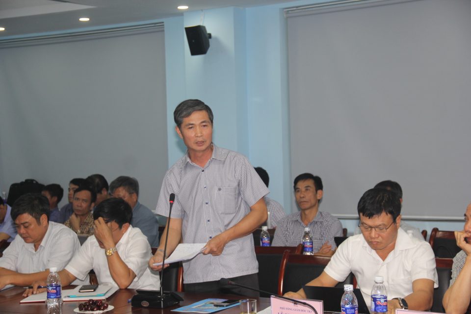 cận thị có học nghề mỏ được không