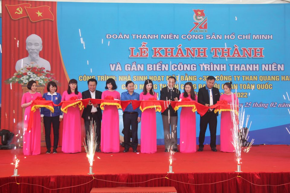 học thực hành nghề mỏ hầm lò