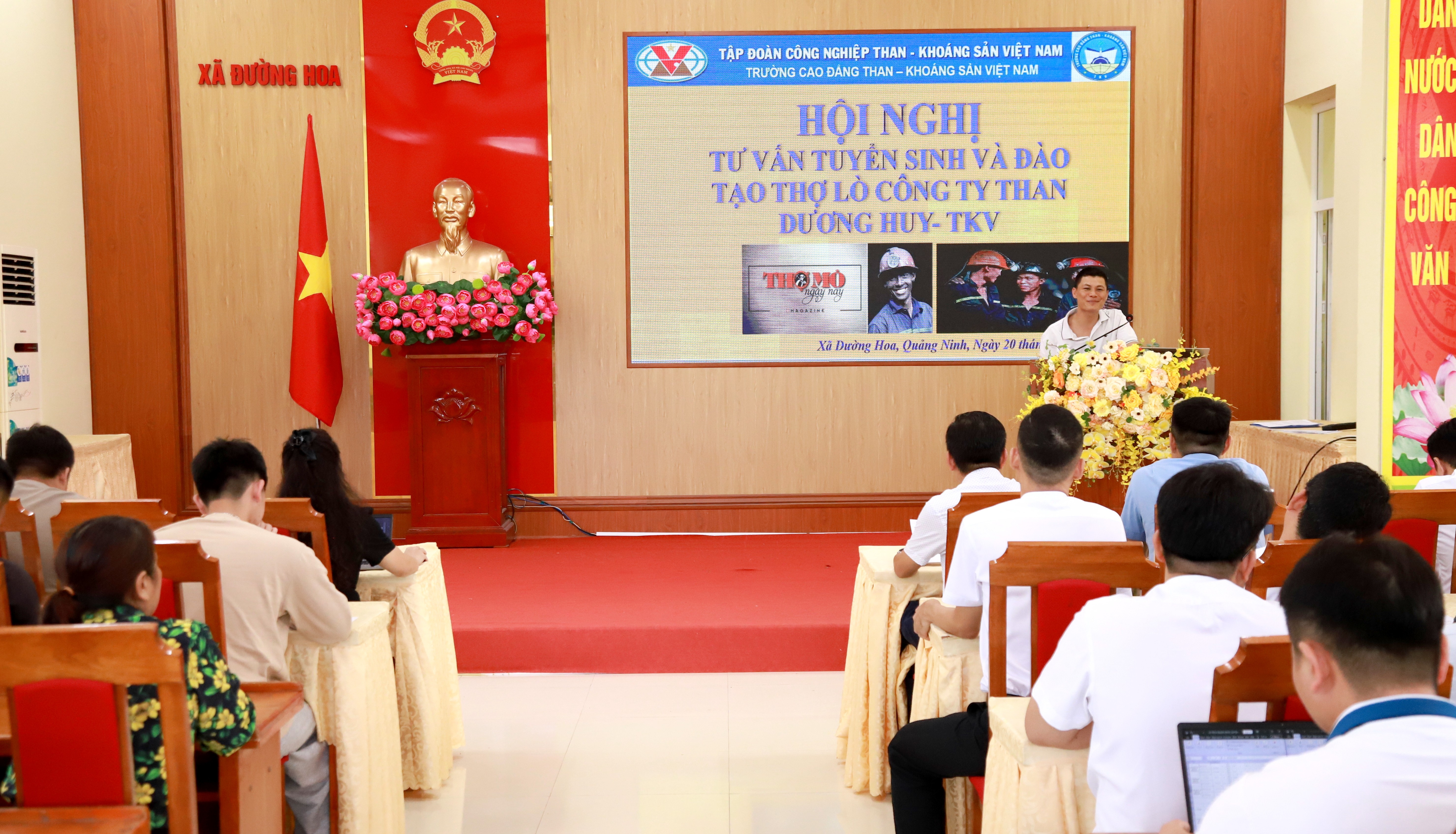 Ảnh bài gốc: Than Dương Huy đẩy mạnh phối hợp tuyển sinh nghề mỏ hầm lò