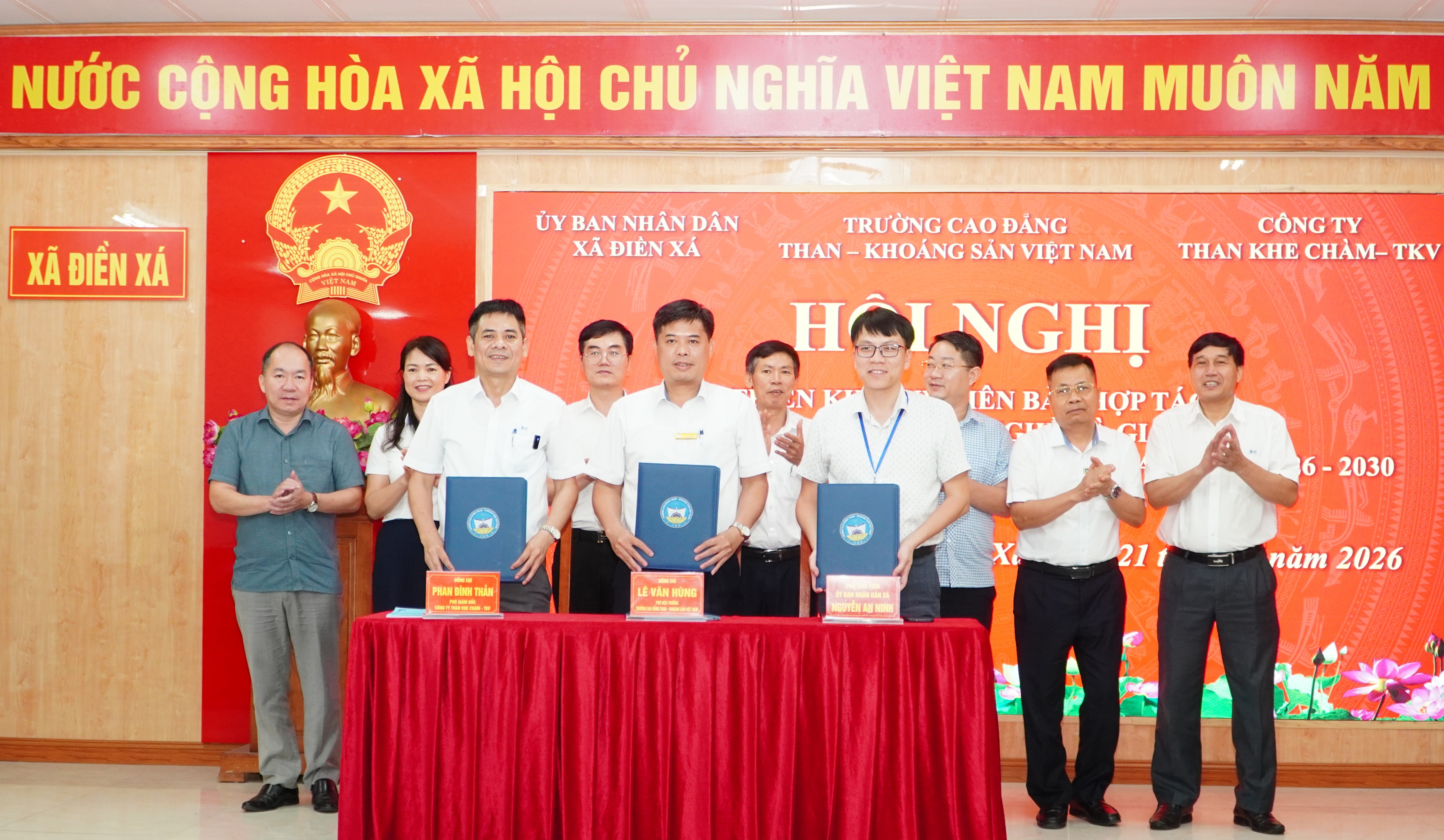 Ảnh bài gốc: Than Khe Chàm: Tăng cường phối hợp tuyển sinh, đào tạo nghề mỏ hầm lò