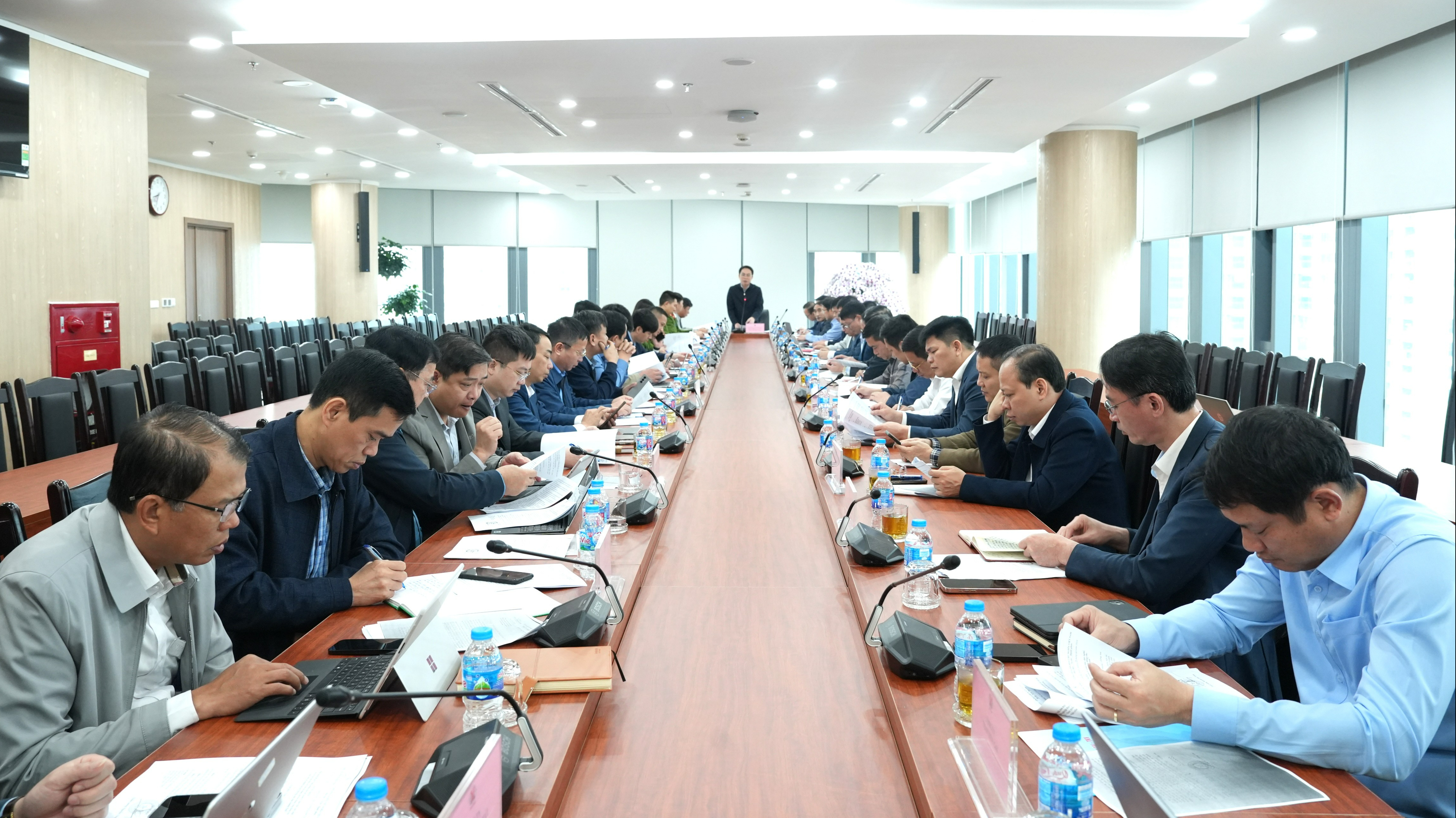 Đại diện TKV, Trường Cao đẳng TKV và Công an Quảng Ninh trao đổi phương án đào tạo nghề